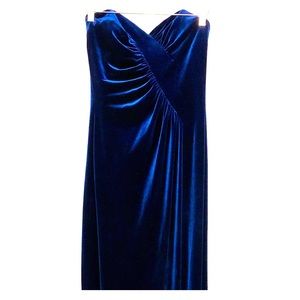 David Meister, Blue velvet strapless formal dress